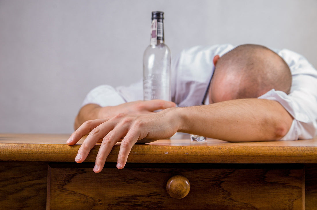 3 Ways that Alcohol is Speeding Up Your Hair Loss